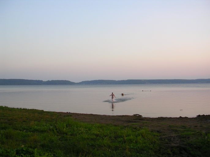 ����������-�������